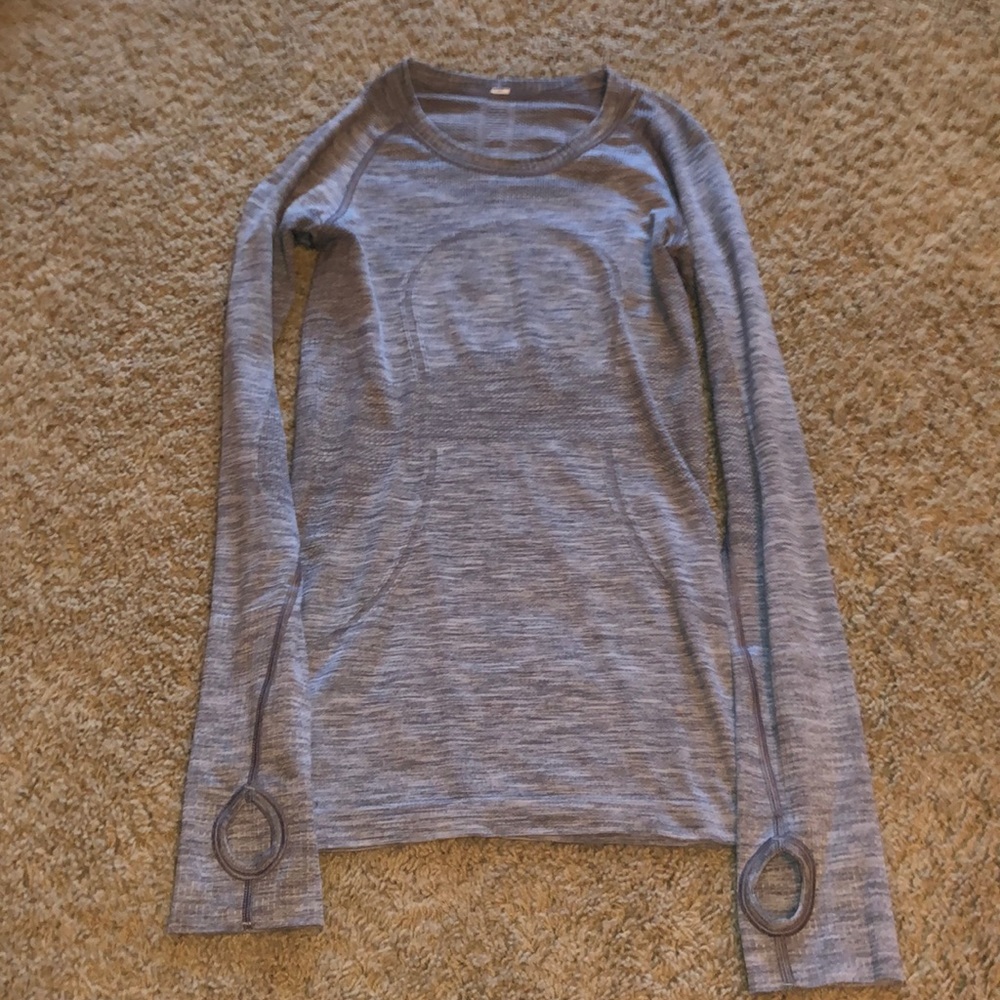 SOLD- Gray Swifty Tech Long Sleeve